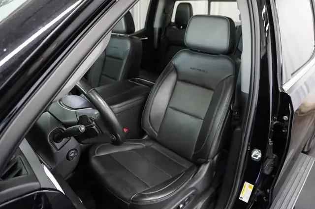 2023 GMC Sierra 1500 4WD Crew Cab Short Box Denali