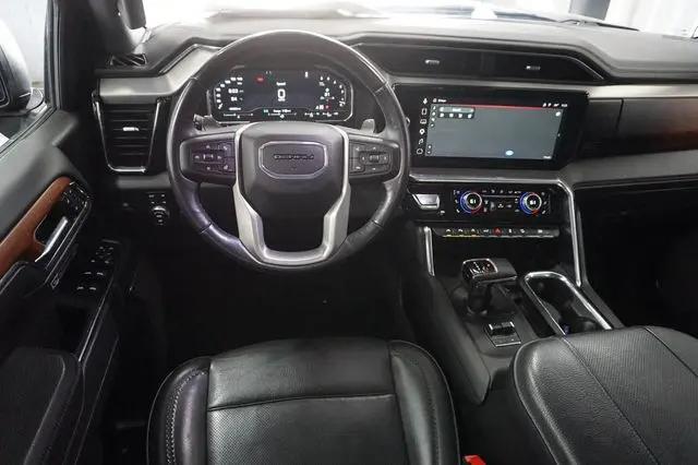 2023 GMC Sierra 1500 4WD Crew Cab Short Box Denali
