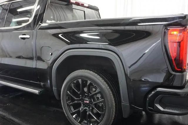 2023 GMC Sierra 1500 4WD Crew Cab Short Box Denali