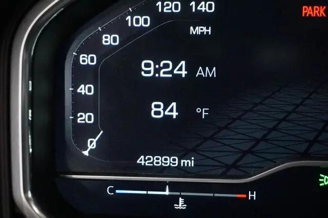 2023 GMC Sierra 1500 4WD Crew Cab Short Box Denali