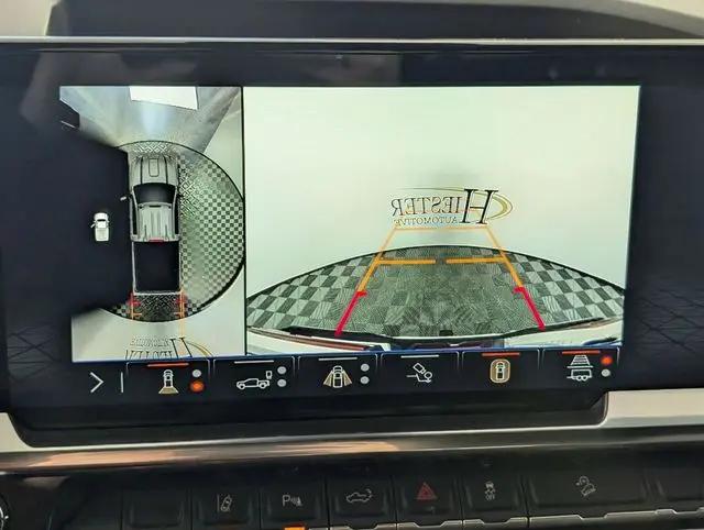 2025 GMC Sierra 2500HD 4WD Crew Cab Standard Bed SLT