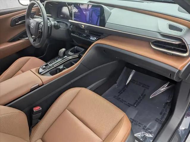 2025 Toyota Crown Signia Limited