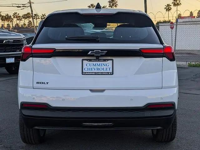 2027 Chevrolet Bolt LT FWD
