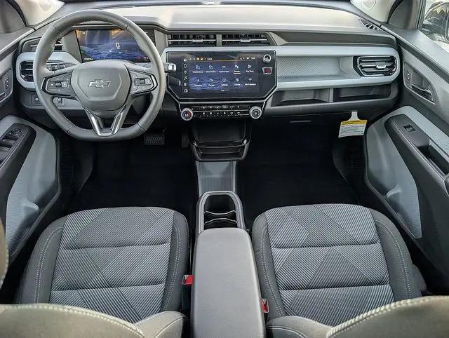 2027 Chevrolet Bolt LT FWD