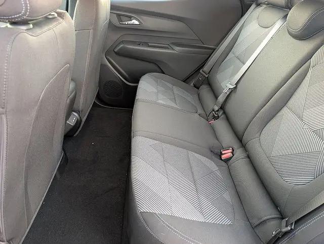 2027 Chevrolet Bolt LT FWD