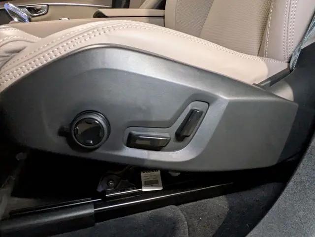 2026 Volvo XC90 Plug-In Hybrid Ultra, T8 AWD, Electric/Gasoline, Bright, 7 Seats