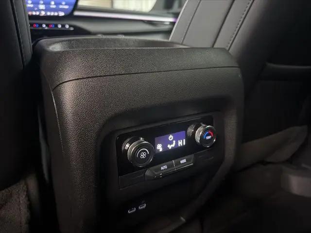 2025 Buick Enclave Preferred FWD