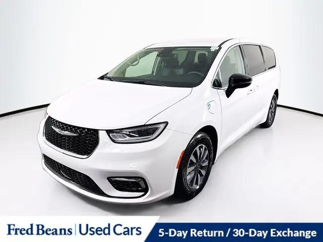 2024 Chrysler Pacifica Hybrid Select
