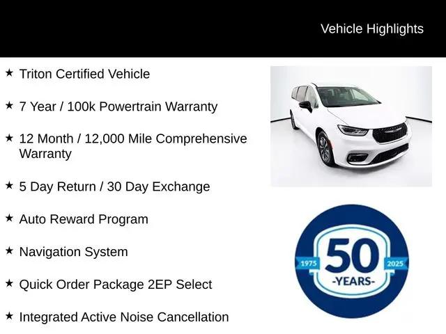 2024 Chrysler Pacifica Hybrid Select