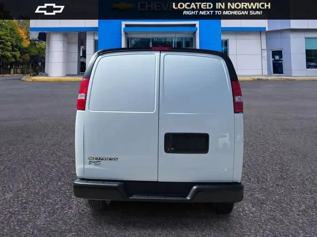 2026 Chevrolet Express Cargo Van 2500 Regular Wheelbase, WT, RWD