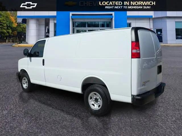 2026 Chevrolet Express Cargo Van 2500 Regular Wheelbase, WT, RWD
