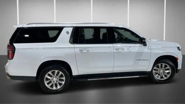 2023 Chevrolet Suburban 2WD Premier