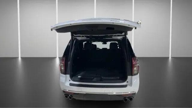 2023 Chevrolet Suburban 2WD Premier