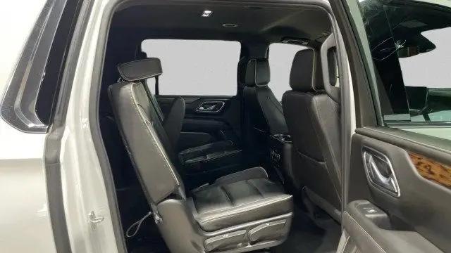 2023 Chevrolet Suburban 2WD Premier