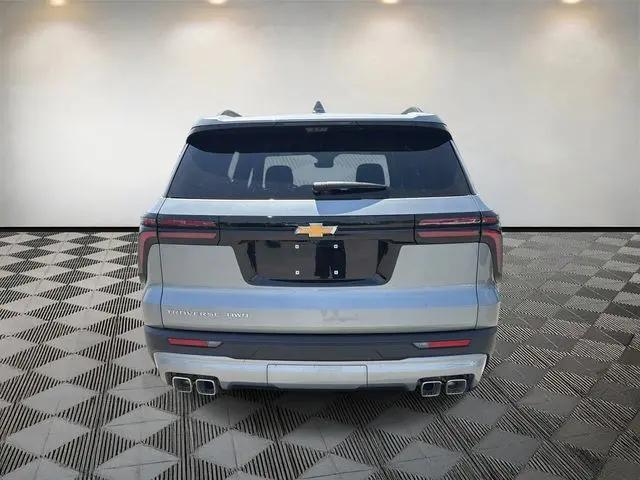 2026 Chevrolet Traverse AWD LT