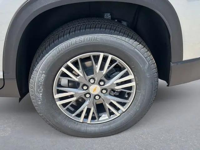 2026 Chevrolet Traverse AWD LT