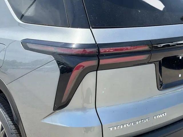 2026 Chevrolet Traverse AWD LT