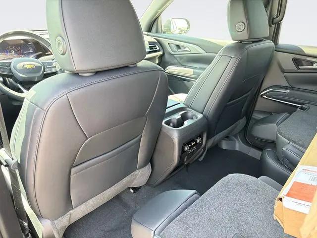 2026 Chevrolet Traverse AWD LT