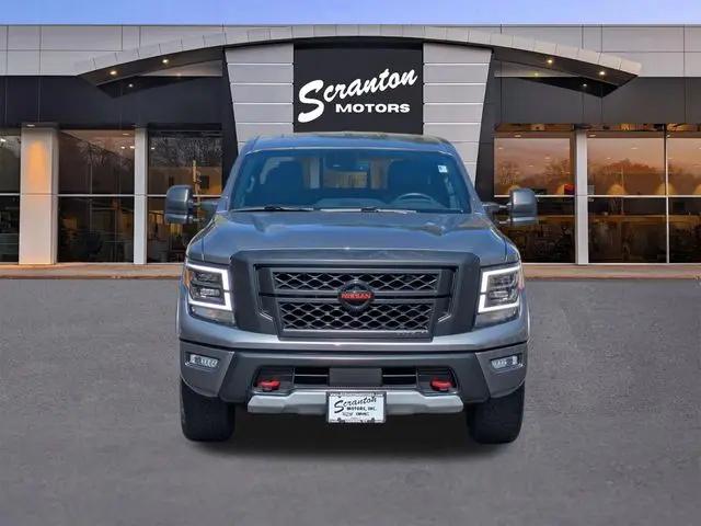 2022 Nissan Titan Crew Cab PRO-4X 4x4