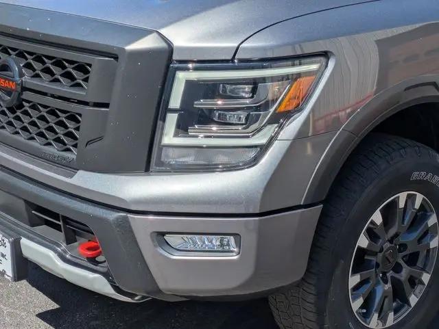2022 Nissan Titan Crew Cab PRO-4X 4x4