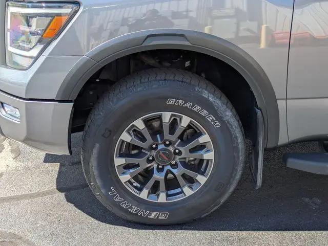 2022 Nissan Titan Crew Cab PRO-4X 4x4
