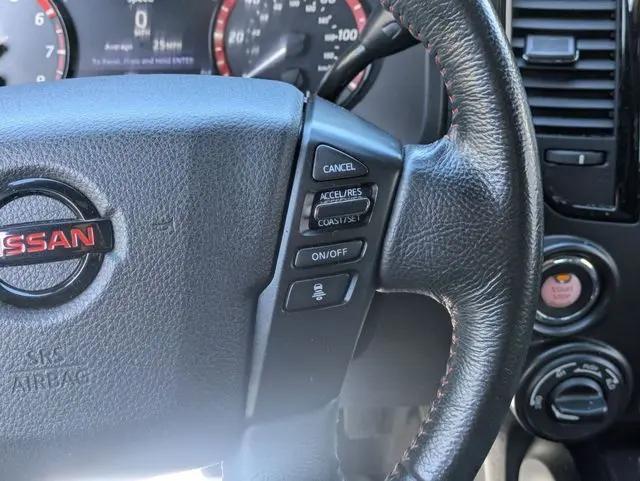 2022 Nissan Titan Crew Cab PRO-4X 4x4
