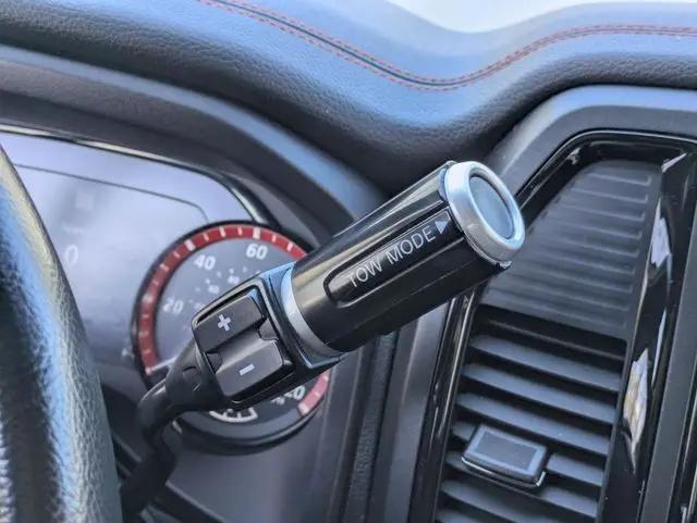 2022 Nissan Titan Crew Cab PRO-4X 4x4