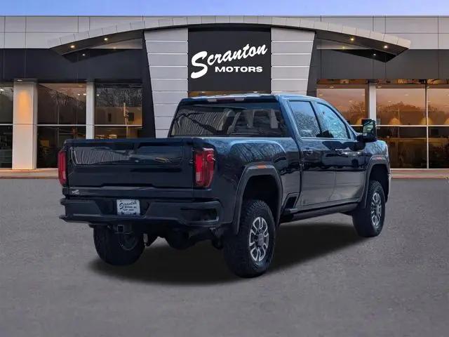 2022 GMC Sierra 2500HD 4WD Crew Cab Standard Bed AT4