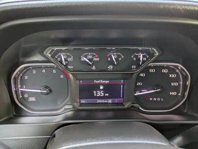 2022 GMC Sierra 2500HD 4WD Crew Cab Standard Bed AT4