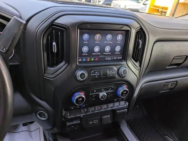 2022 GMC Sierra 2500HD 4WD Crew Cab Standard Bed AT4