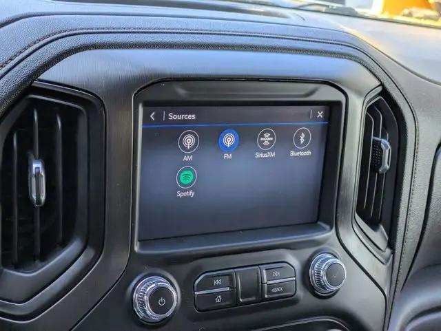 2022 GMC Sierra 2500HD 4WD Crew Cab Standard Bed AT4