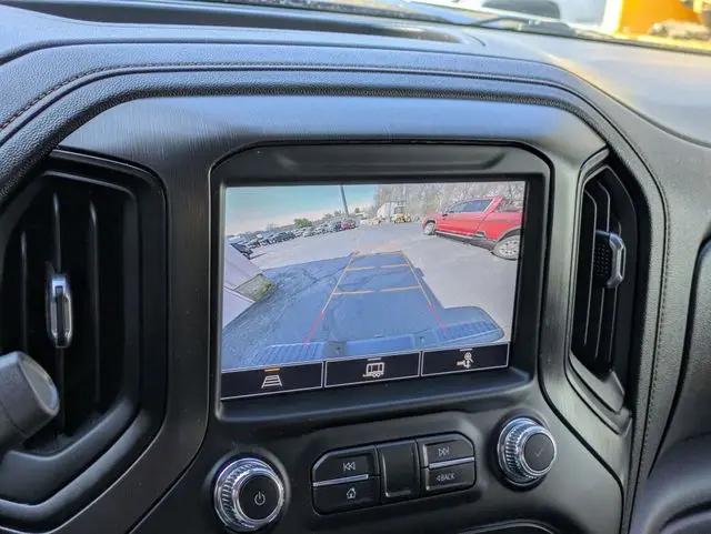 2022 GMC Sierra 2500HD 4WD Crew Cab Standard Bed AT4
