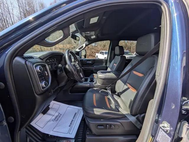 2022 GMC Sierra 2500HD 4WD Crew Cab Standard Bed AT4