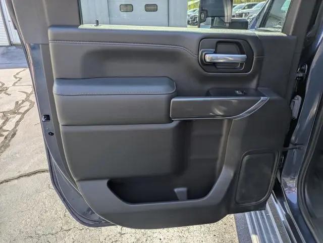 2022 GMC Sierra 2500HD 4WD Crew Cab Standard Bed AT4