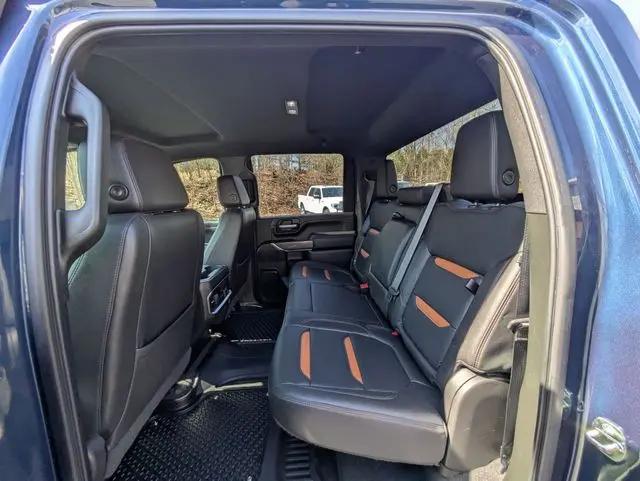 2022 GMC Sierra 2500HD 4WD Crew Cab Standard Bed AT4