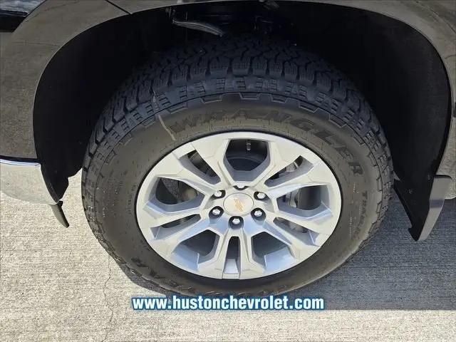 2026 Chevrolet Silverado 1500 4WD Crew Cab Short Bed LTZ