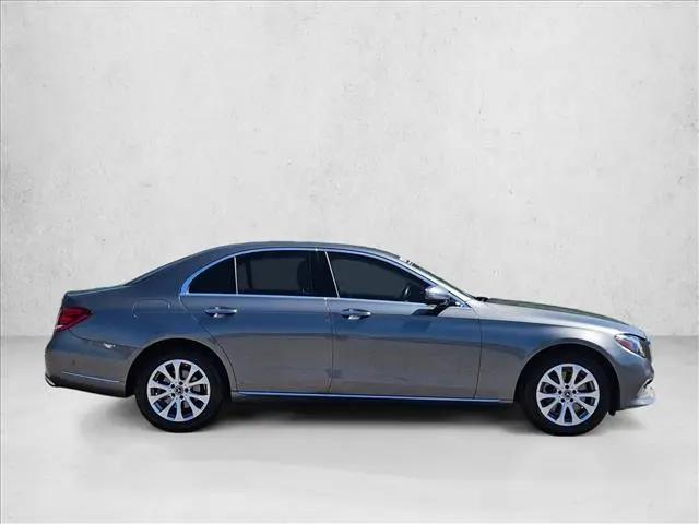 2019 Mercedes-Benz E-CLASS E 300 E 300