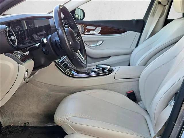 2019 Mercedes-Benz E-CLASS E 300 E 300
