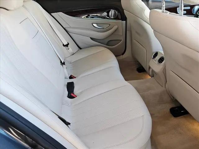 2019 Mercedes-Benz E-CLASS E 300 E 300