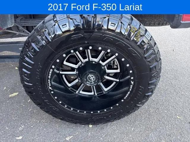 2017 Ford F-350 LARIAT
