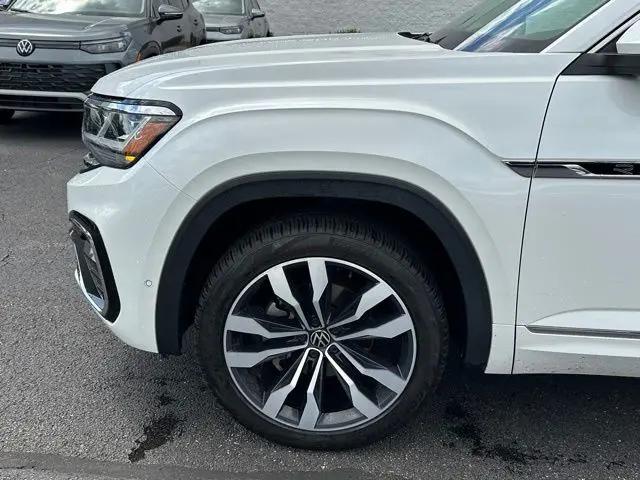 2023 Volkswagen Atlas 3.6L V6 SEL Premium R-Line