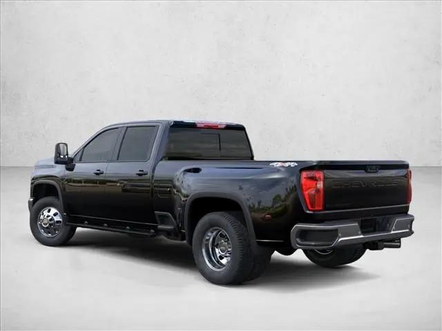 2026 Chevrolet Silverado 3500HD Crew Cab, Long Bed, LT Dual Rear Wheel, RWD