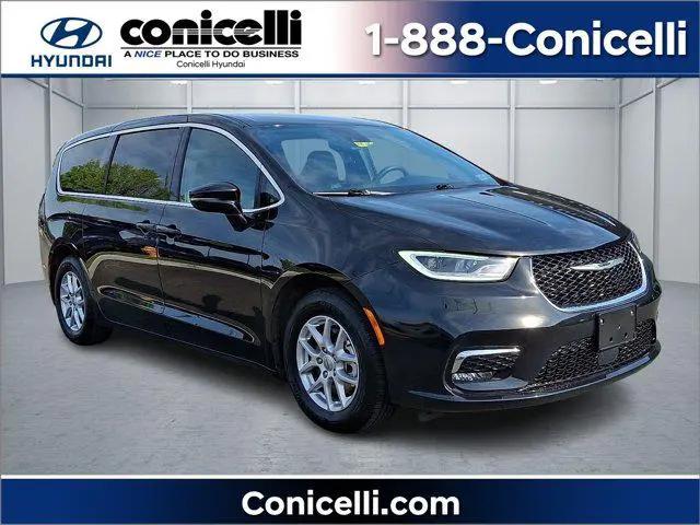 2025 Chrysler Pacifica Select for sale in Conshohocken, PA