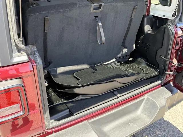 2021 Jeep Wrangler Sport S 4x4