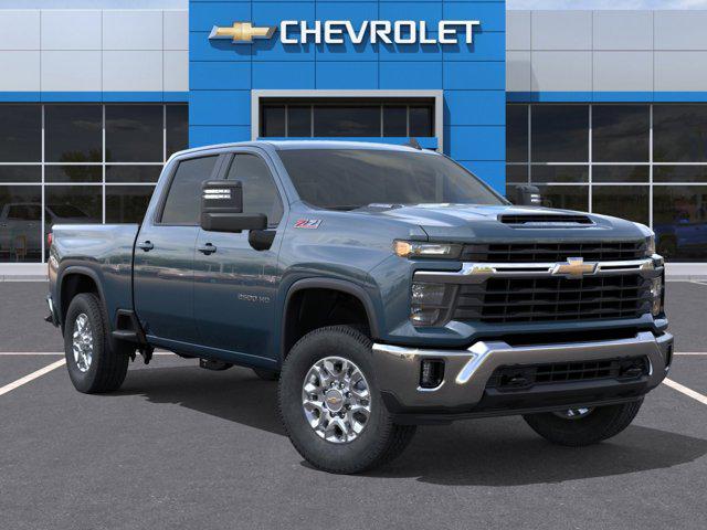 2026 Chevrolet Silverado 2500HD Crew Cab, Standard Bed, LT, 4WD