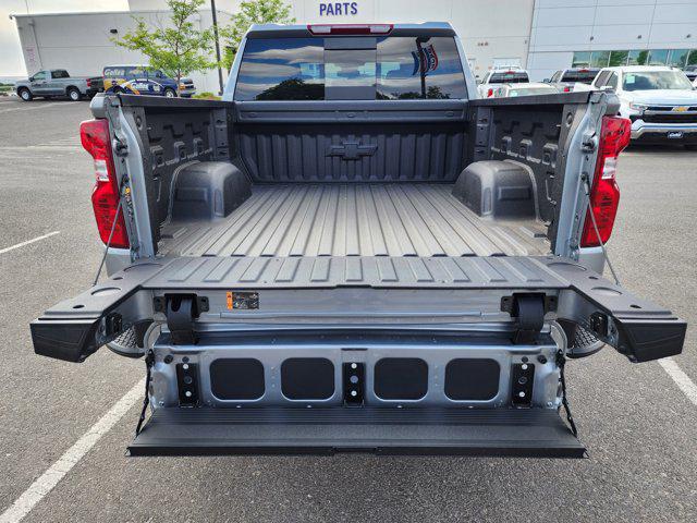2026 Chevrolet Silverado 1500 4WD Crew Cab Standard Bed LT