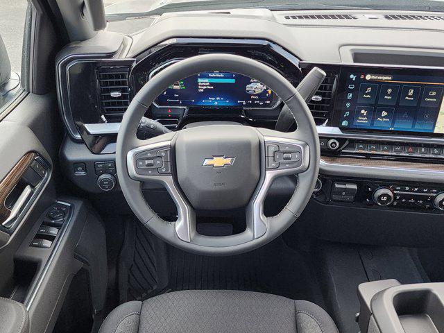 2026 Chevrolet Silverado 1500 4WD Crew Cab Standard Bed LT