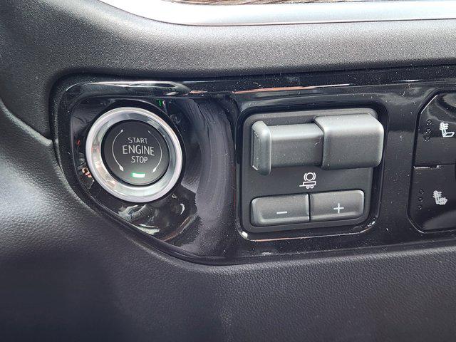 2026 Chevrolet Silverado 1500 4WD Crew Cab Standard Bed LT