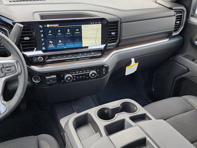 2026 Chevrolet Silverado 1500 4WD Crew Cab Standard Bed LT