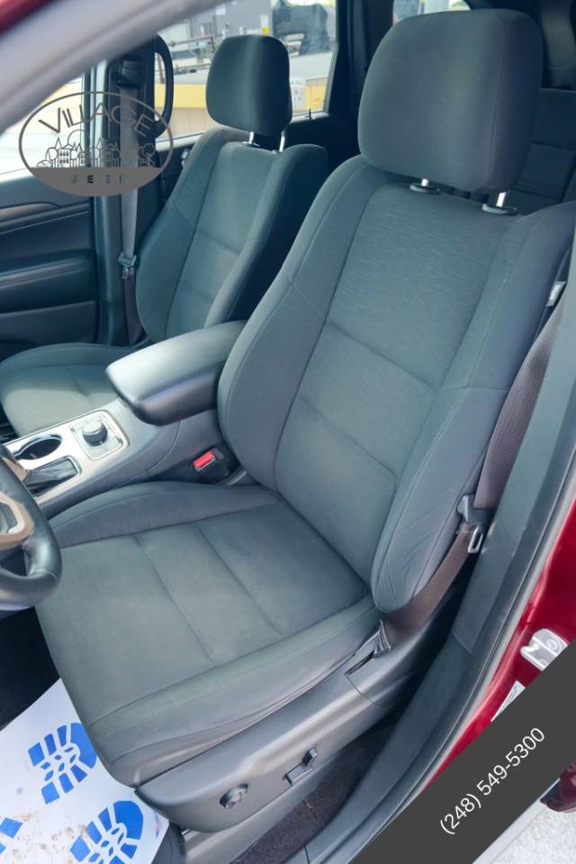 2017 Jeep Grand Cherokee Laredo 4x4